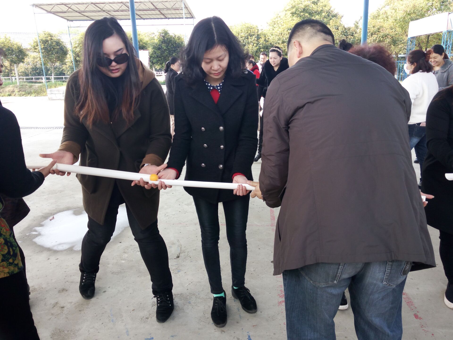 才是企业员工培训——管道传球